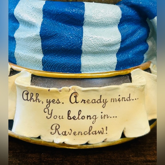 Harry Potter Ravenclaw Hogwarts Sorting Hat Water Globe San Francisco Music Box - Picture 6 of 9